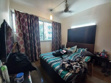Bedroom in 2 BHK Apartment at Bandra West – for Rent