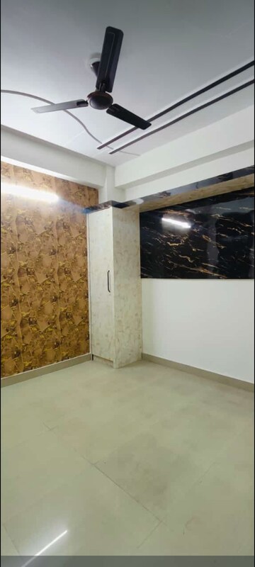 Room in 2 BHK Builder Floor at Divyansh Onyx Phase 2, Gyan Khand – for Sale
