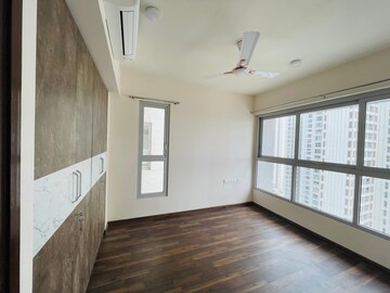 Master Bedroom in 2 BHK Apartment at Piramal Vaikunth, Balkum Pada – for Rent