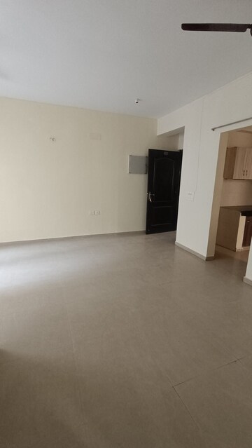 Room in 2 BHK Apartment at Aditya Urban Casa, Sector 78 – for Sale