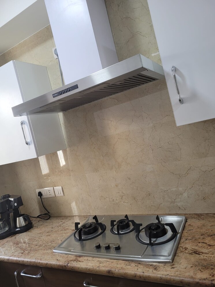 Master Bedroom, sarvodya enclave 4 Bedroom 300 Sq.Yd. Builder Floor In Sarvodya Enclave Delhi 7950963