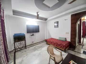 Master Bedroom in 3 BHK Builder Floor at Swaran Jayanti Puram – for Sale
