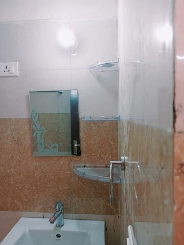 Master Bedroom in 3 BHK Apartment at Amrapali Golf Homes, Sector 4, Greater Noida – for Sale