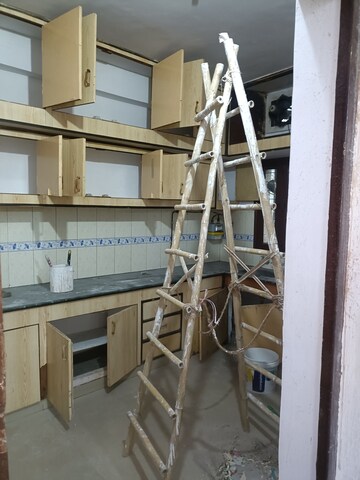 Kitchen in 2.5 BHK Apartment at Mayur Vihar 1 – for Rent