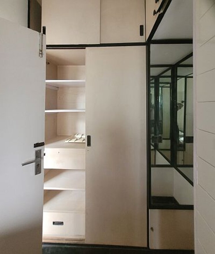 Master Bedroom, safdarjung development area 3 Bedroom 125 Sq.Yd. Builder Floor In Safdarjung Development Area Delhi 7950987