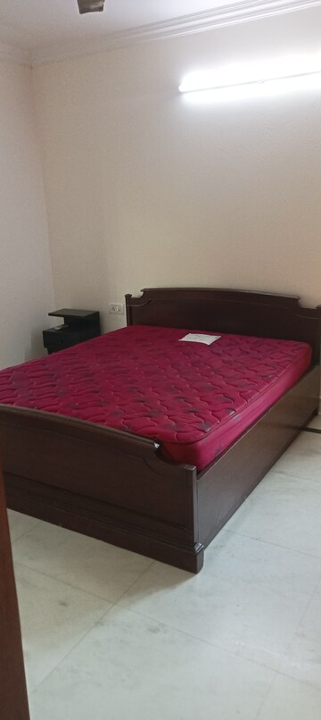 Bedroom in 2 BHK Builder Floor at Safdarjung Development Area – for Sale