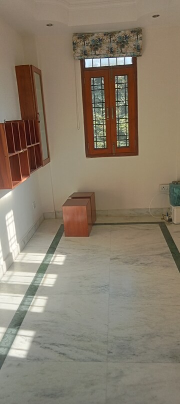 Staircase in 2 BHK Builder Floor at Safdarjung Development Area – for Sale