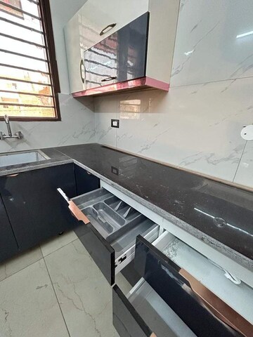 Kitchen in 3 BHK Builder Floor at Gillco Towers, South Kharar – for Rent