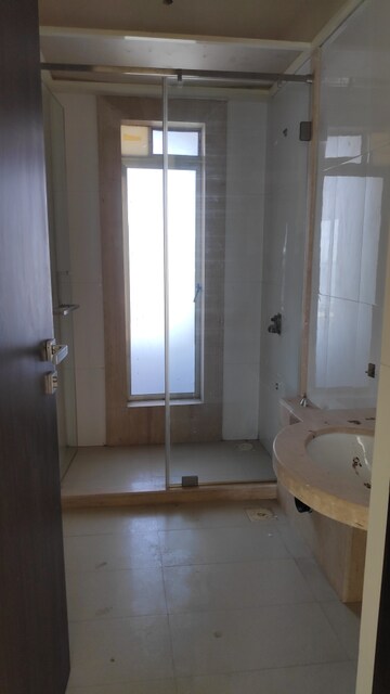 Bathroom in 4 BHK Apartment at Rajesh Raj Grandeur, Powai – for Sale