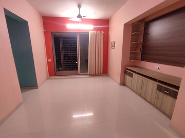 Room in 1 BHK Apartment at Cosmos Lounge, Manpada – for Rent