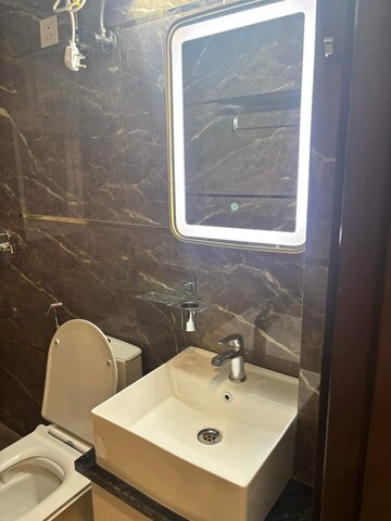 Bathroom in 1 BHK Apartment at Suncity Heights, Sector 54 – for Rent