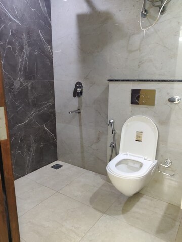 Bathroom in 2 BHK Builder Floor at Sector 46 – for Rent