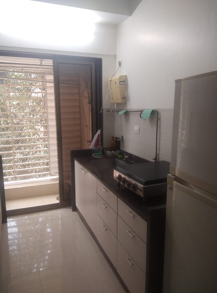 Kitchen, the-wadhwa-woodland-height 2 Bedroom 1000 Sq.Ft. Apartment In Bandra West Mumbai 7951048