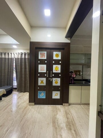 Room in 3 BHK Apartment at Olety Landmark, Basaveshwara Nagar – for Sale