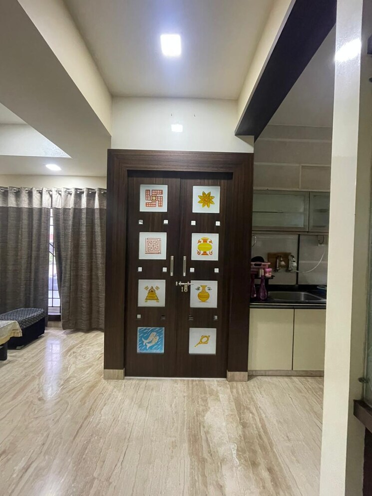 Room, olety-landmark 3 Bedroom 1881 Sq.Ft. Apartment In Basaveshwara Nagar Bangalore 7951062