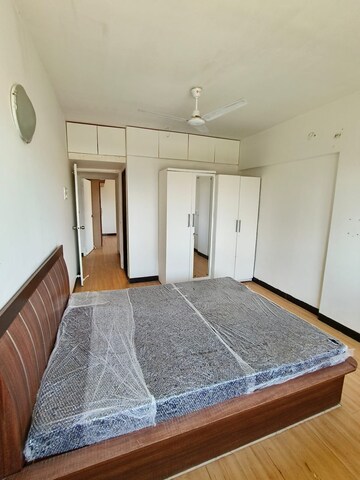 Bedroom in 2 BHK Apartment at La Serena, Andheri West – for Rent