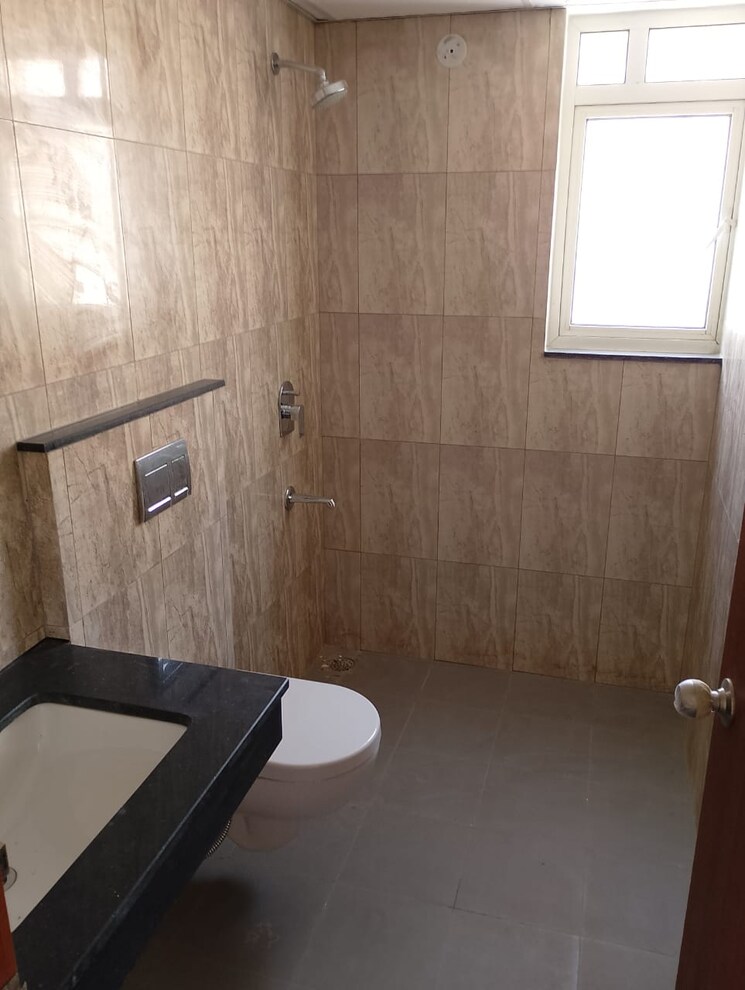 Bathroom, shapoorji-pallonji-joyville-phase-2 4 Bedroom 2188 Sq.Ft. Apartment In Sector 102 Gurgaon 7951088