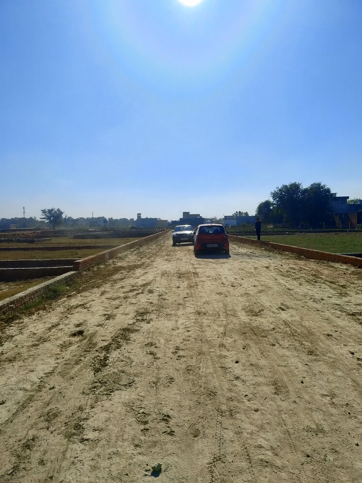 undefined, taqtical-town  1000 Sq.Yd. Plot In Safedabad Lucknow 7951092