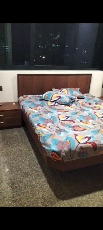 Bedroom in 2.5 BHK Apartment at Bandra West – for Rent