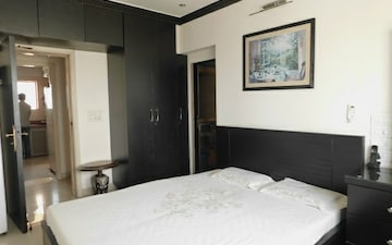 2 BHK Apartment For Sale in Mystique Rose Apartment, Santacruz West