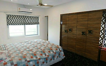 2 BHK Apartment For Sale in Sabita Apartment, Khar West