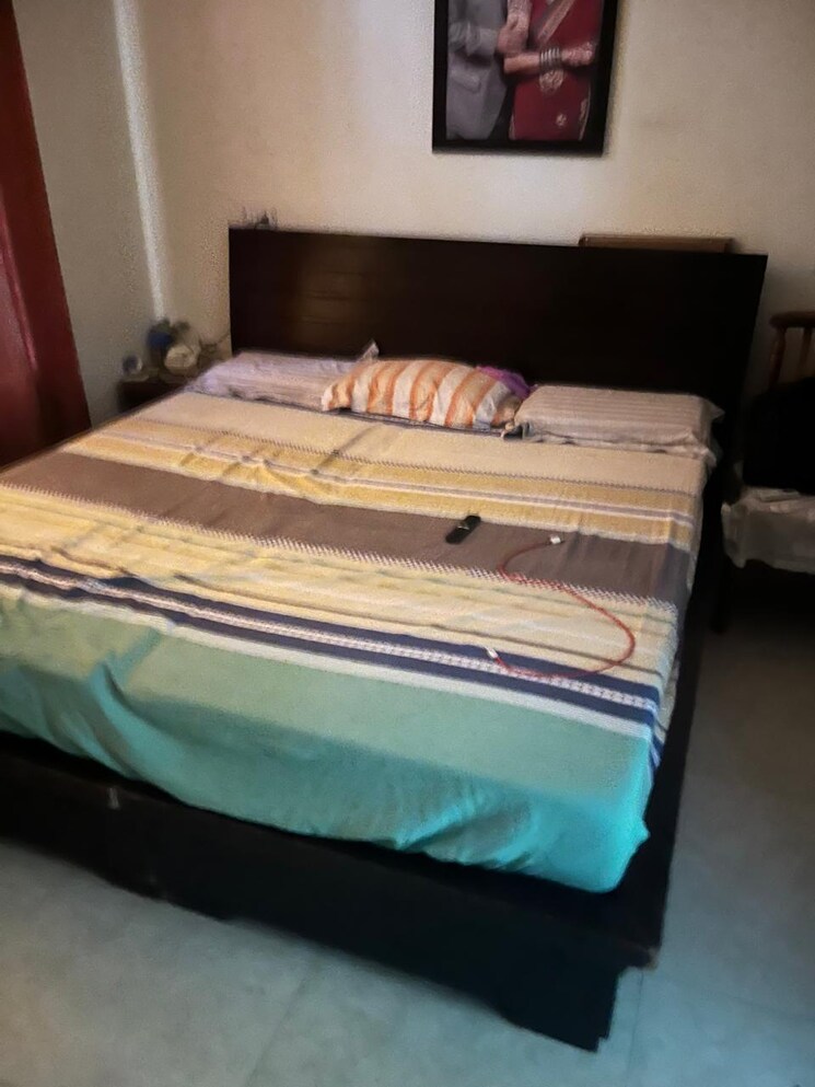 Master Bedroom, sector 19 6 Bedroom 200 Sq.Yd. Independent House In Sector 19 Panchkula 7951106