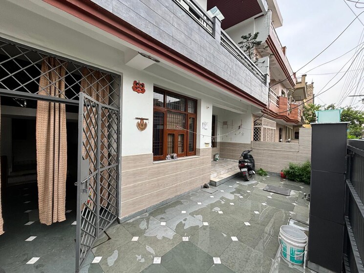 Exterior View, sector 19 6 Bedroom 200 Sq.Yd. Independent House In Sector 19 Panchkula 7951106