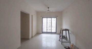Room in 1 BHK Apartment at Lodha Splendora, Ghodbunder Road – for Sale