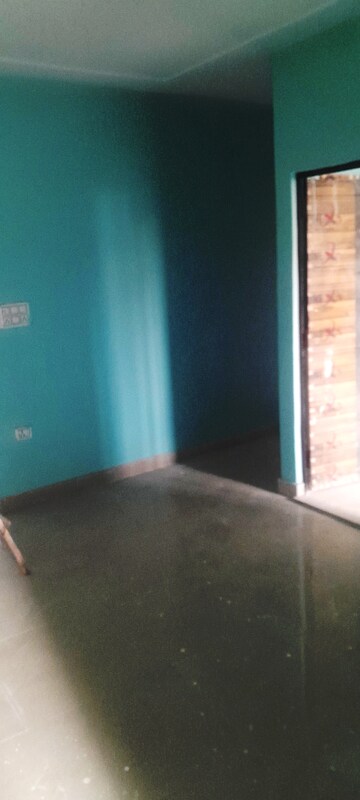 Furnished Amenities in 2 BHK Builder Floor at SR 73 Avenue, Sector 73 – for Rent