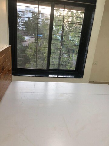 Room in 2 BHK Apartment at Sai Dwarkamai CHS, Kondhwa – for Rent