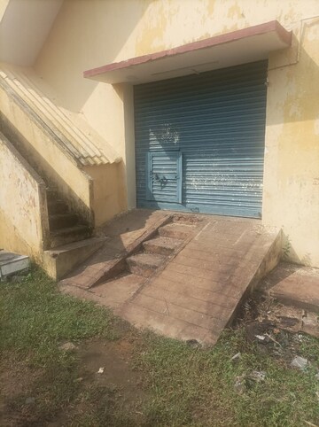 Living Room in  Warehouse at Maraimalai Nagar – for Rent