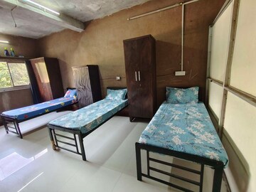 Room in  Pg at Thane West – for Rent