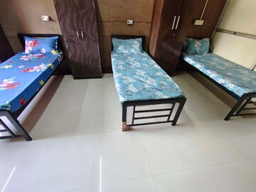 Room in  Pg at Thane West – for Rent
