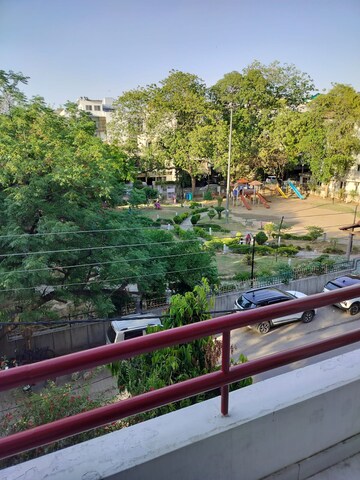 Balcony in 2 BHK Builder Floor at Safdarjung Enclave – for Rent