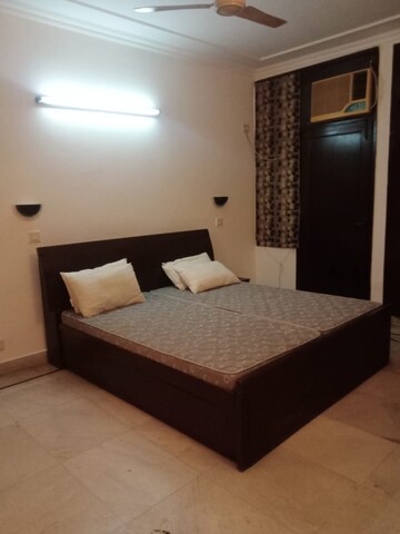 Master Bedroom in 4 BHK Builder Floor at Saket – for Rent