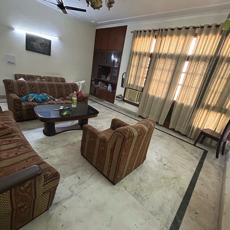 Living Room, kotla mubarakpur 3 Bedroom 1500 Sq.Ft. Builder Floor In Kotla Mubarakpur Delhi 7951364