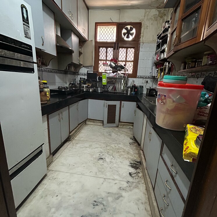 Kitchen, kotla mubarakpur 3 Bedroom 1500 Sq.Ft. Builder Floor In Kotla Mubarakpur Delhi 7951364