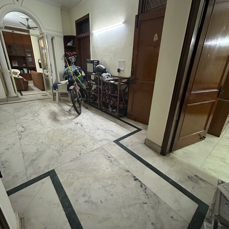 Living Room, kotla mubarakpur 3 Bedroom 1500 Sq.Ft. Builder Floor In Kotla Mubarakpur Delhi 7951364