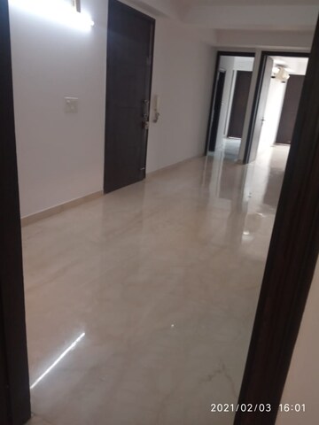 Master Bedroom in 3 BHK Builder Floor at Greater Kailash I – for Rent