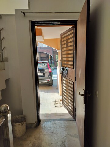 Building Lobby in 3 BHK Villa at Amrapali Leisure Valley, Tech Zone 4 Greater Noida – for Rent