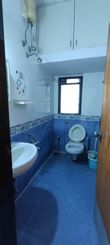 Bathroom in 3 BHK Apartment at Sarla Garden, Vakola – for Rent