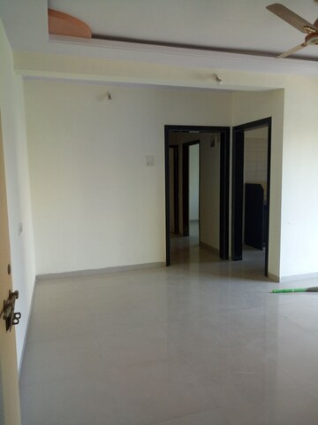 Room in 2.5 BHK Apartment at Arkade Art, Mira Road – for Sale