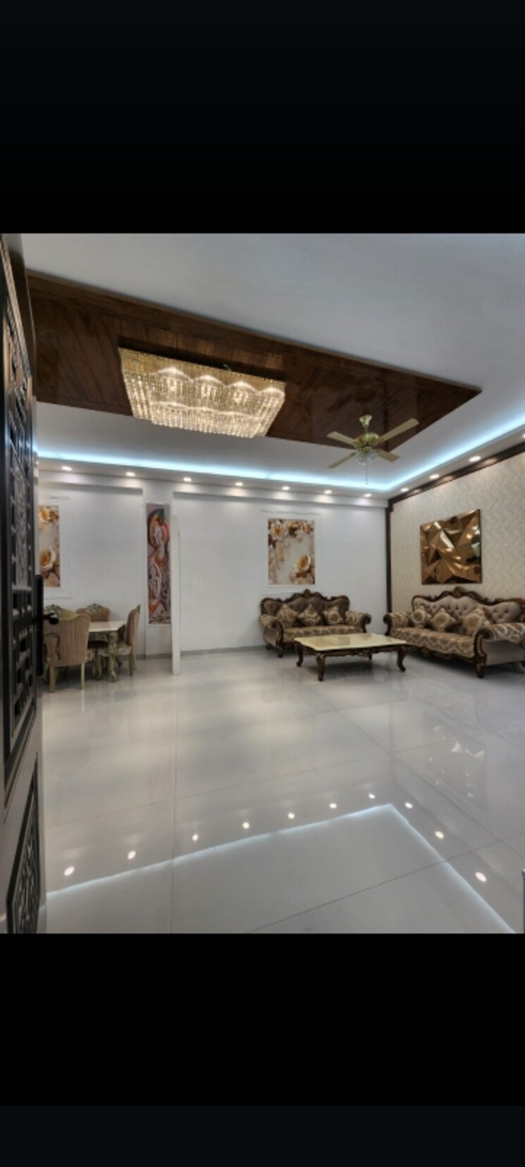 Master Bedroom, sai-enclave-niti-khand 4 Bedroom 2700 Sq.Ft. Builder Floor In Niti Khand Ghaziabad 7951442