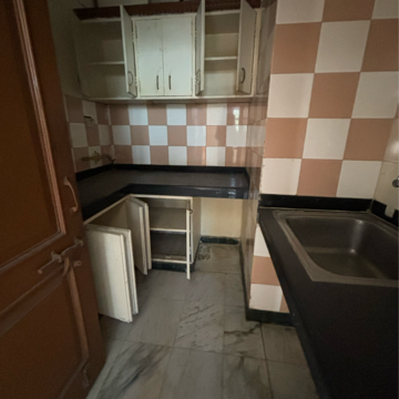 Kitchen in 2 BHK Builder Floor at Sector 22 – for Rent