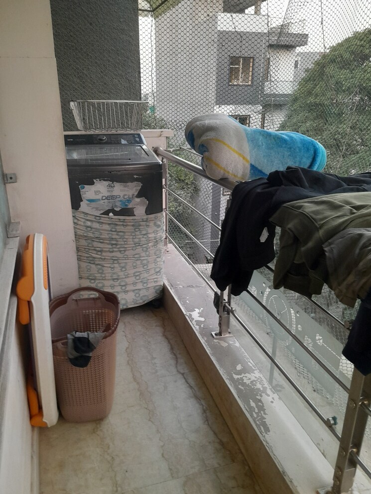 Master Bedroom, rohini sector 11 4 Bedroom 130 Sq.Mt. Builder Floor In Rohini Sector 11 Delhi 7951512