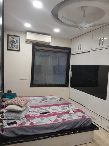 Kitchen in 4 BHK Builder Floor at Rohini Sector 11 – for Sale