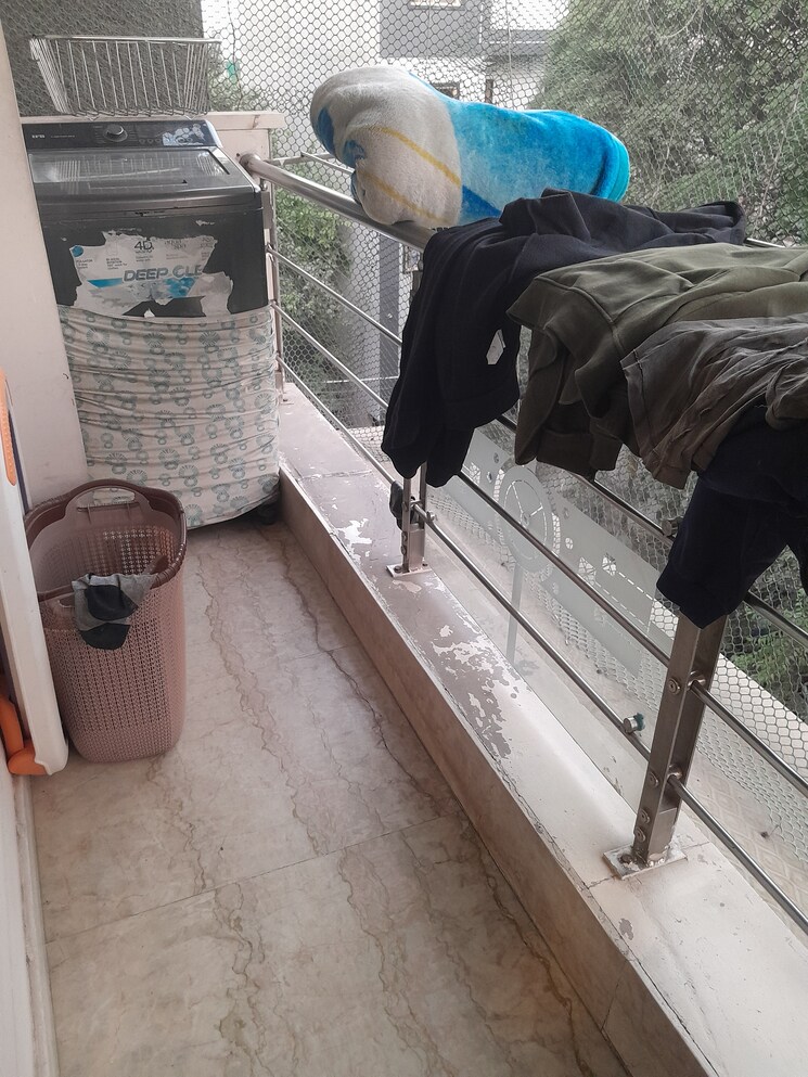 Master Bedroom, rohini sector 11 4 Bedroom 130 Sq.Mt. Builder Floor In Rohini Sector 11 Delhi 7951512