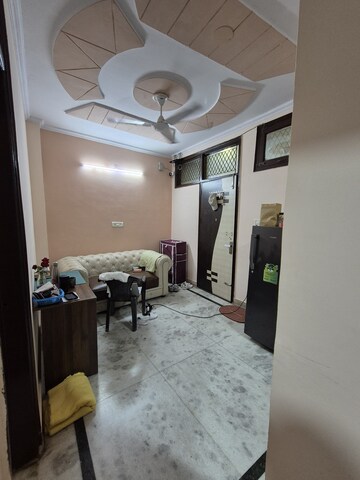 1 BHK Builder Floor For Rent in Govindpuri