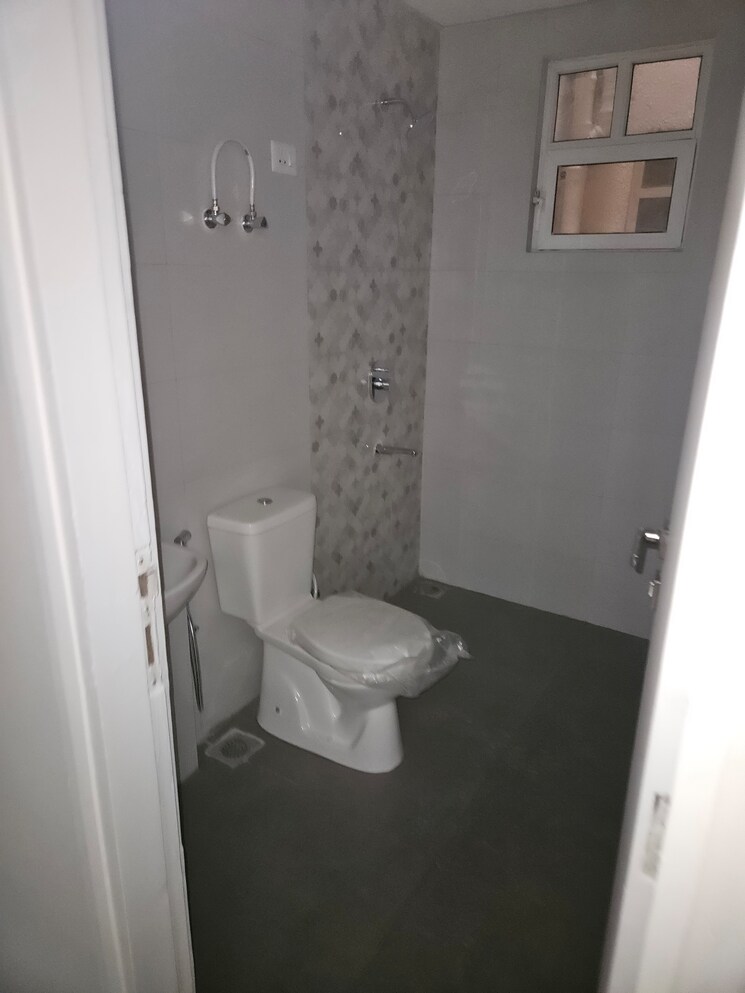 Master Bedroom, signature-global-city 2 Bedroom 1060 Sq.Ft. Apartment In Sector 37d Gurgaon 7951551