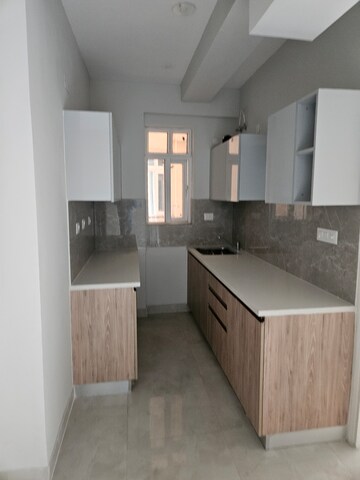 Staircase in 2 BHK Apartment at Signature Global City, Sector 37d – for Rent